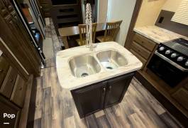 2018 Forest River Sandpiper 38FKOK, $ 54,000