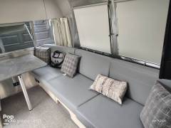 2024 Airstream Flying Cloud 25FB Queen, $ 82,250