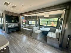 2023 Jayco Seneca 37L, $ 198,000