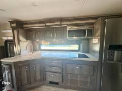 2023 Jayco Seneca 37L, $ 198,000