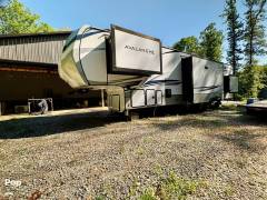 2023 Keystone Avalanche 390DS, $ 49,900