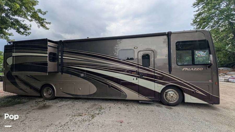 2016 Thor Motor Coach Palazzo 36.1, $ 96,900