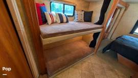2009 Coachmen Freedom Vision 3540DS, $ 39,900
