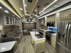 2022 Vanleigh RV Beacon 39GBB, $ 84,900