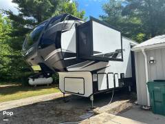 2020 Keystone Avalanche 313RS, $ 40,900