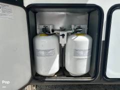 2020 Keystone Avalanche 313RS, $ 40,900