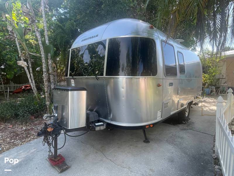 2020 Airstream Bambi 22FB, $ 40,900