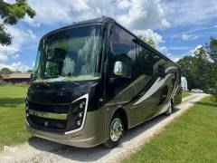 2020 Entegra Coach Emblem 36U, $ 110,000