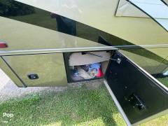 2020 Entegra Coach Emblem 36U, $ 110,000