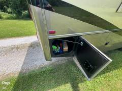 2020 Entegra Coach Emblem 36U, $ 110,000