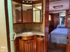 2005 Monaco Dynasty 42 Diamond IV, $ 69,900