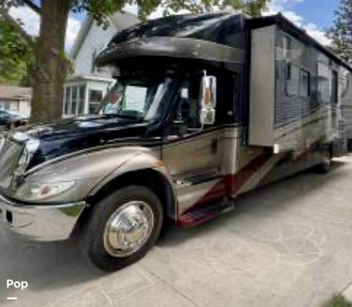 2008 Gulf Stream SuperNova 6372, $ 78,000