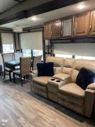 2019 Grand Design Solitude 344GK, $ 40,000
