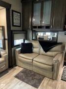 2019 Grand Design Solitude 344GK, $ 40,000