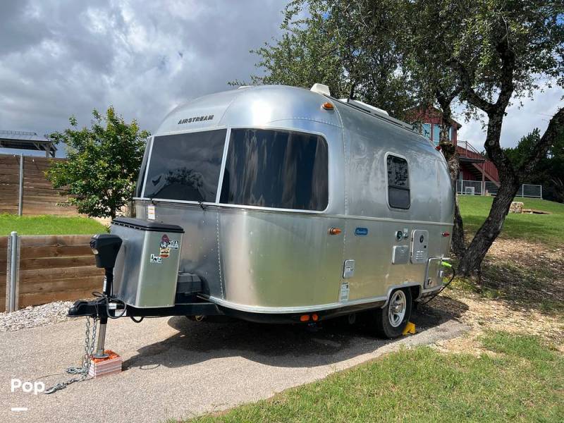 2021 Airstream Bambi 16RB, $ 32,000