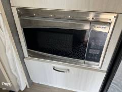 2021 Airstream Bambi 16RB, $ 32,000