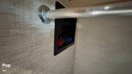 2022 Jayco Seneca 37K, $ 188,000