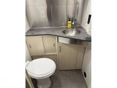 2022 Airstream Flying Cloud 25FB TWIN, $ 79,000