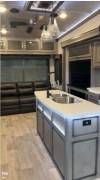 2021 Keystone Montana 3121RL, $ 58,995