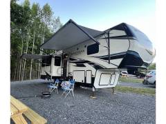 2021 Keystone Montana 3121RL, $ 58,995
