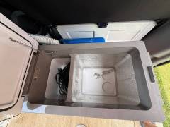2017 Mercedes-Benz Sprinter 2500 144WB, $ 34,500