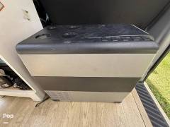 2017 Mercedes-Benz Sprinter 2500 144WB, $ 34,500