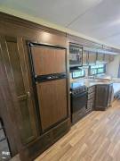 2017 Thor Motor Coach A.C.E. 30.4, $ 52,800