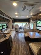 2017 Thor Motor Coach A.C.E. 30.4, $ 52,800