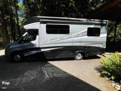 2021 Dynamax Isata 3 24FW, $ 93,900