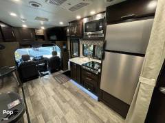 2021 Dynamax Isata 3 24FW, $ 93,900