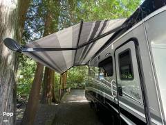 2021 Dynamax Isata 3 24FW, $ 93,900