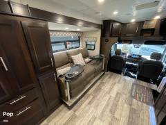 2021 Dynamax Isata 3 24FW, $ 93,900