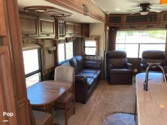 2013 Heartland Bighorn 3670RL, $ 26,900