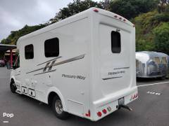 2015 Pleasure Way Plateau XL, $ 74,995