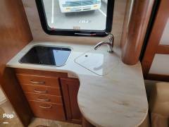2015 Pleasure Way Plateau XL, $ 74,995