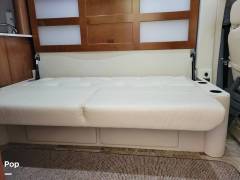 2015 Pleasure Way Plateau XL, $ 74,995