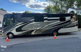 2018 Coachmen Mirada 35BH, $ 79,999