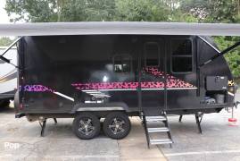 2022 Winnebago Micro Minnie FLX 2108FBS, $ 23,900