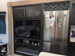 2023 Keystone Residence 40FLFT, $ 60,000