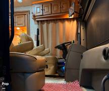 2010 Winnebago Journey Express 34Y, $ 69,000