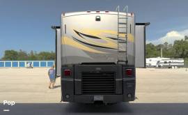 2010 Winnebago Journey Express 34Y, $ 69,000