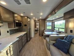 2025 Renegade Valencia 38RB, $ 229,950