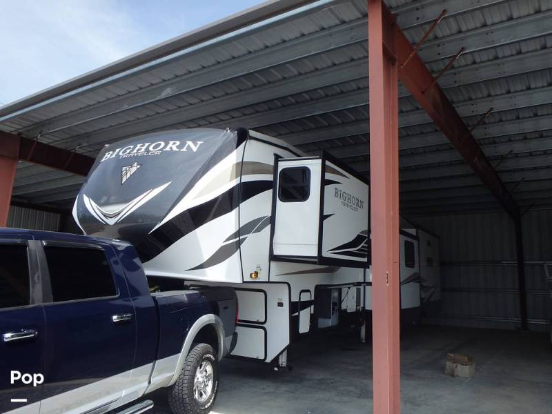 2021 Heartland Bighorn Traveler 39MB, $ 41,500