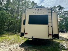 2018 Keystone Alpine 3800FK, $ 27,750