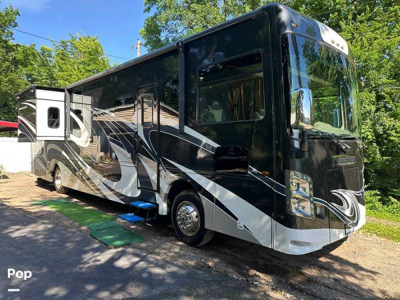 2020 Coachmen Sportscoach SRS 365RB, $ 109,950