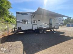 2022 Cherokee Arctic Wolf 287BH, $ 32,500