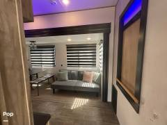 2022 Cherokee Arctic Wolf 287BH, $ 32,500