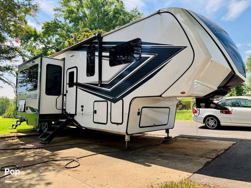 2022 Grand Design Momentum M-Class 351MS, $ 69,000
