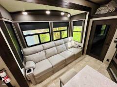 2022 Grand Design Momentum M-Class 351MS, $ 69,000