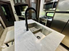 2022 Grand Design Momentum M-Class 351MS, $ 69,000